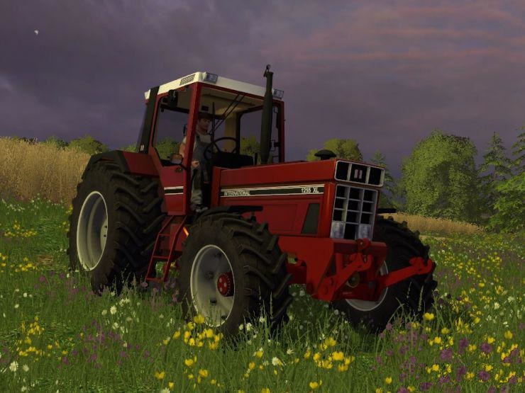IHC-1255-XL-Tractor